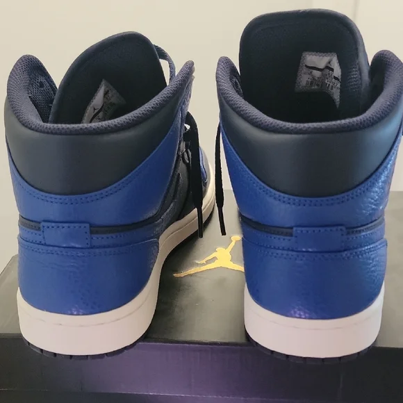 Jordan Athletic Shoes - Black and Blue - Picture 6 of 9